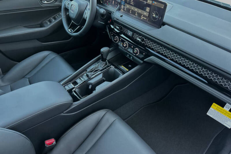 2025 Honda Accord Hybrid Sport-L