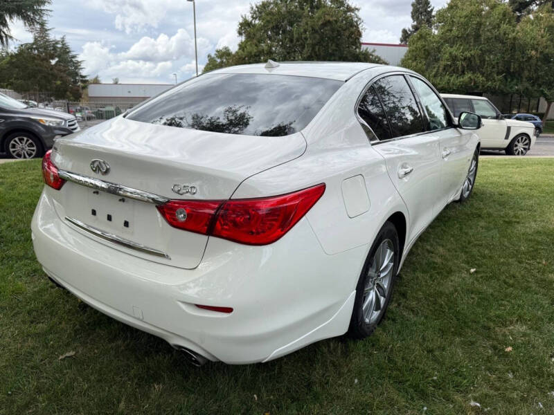 2017 Infiniti Q50 2.0T Premium