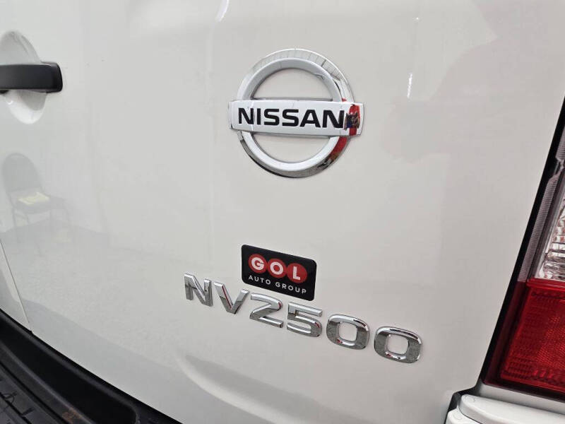 2021 Nissan NV 2500 HD S