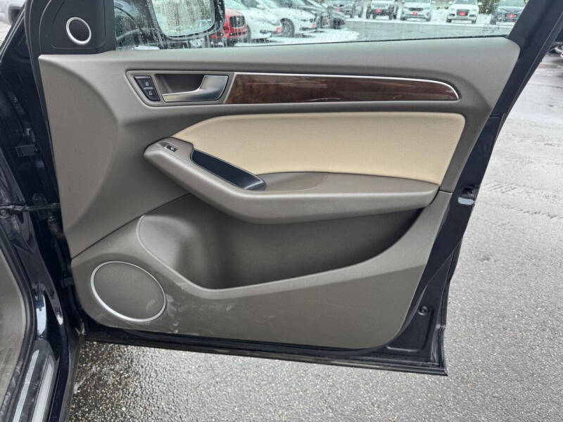 2016 Audi Q5 2.0T quattro Premium Plus