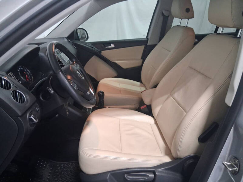 2014 Volkswagen Tiguan S