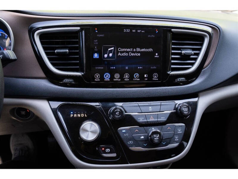 2017 Chrysler Pacifica Touring