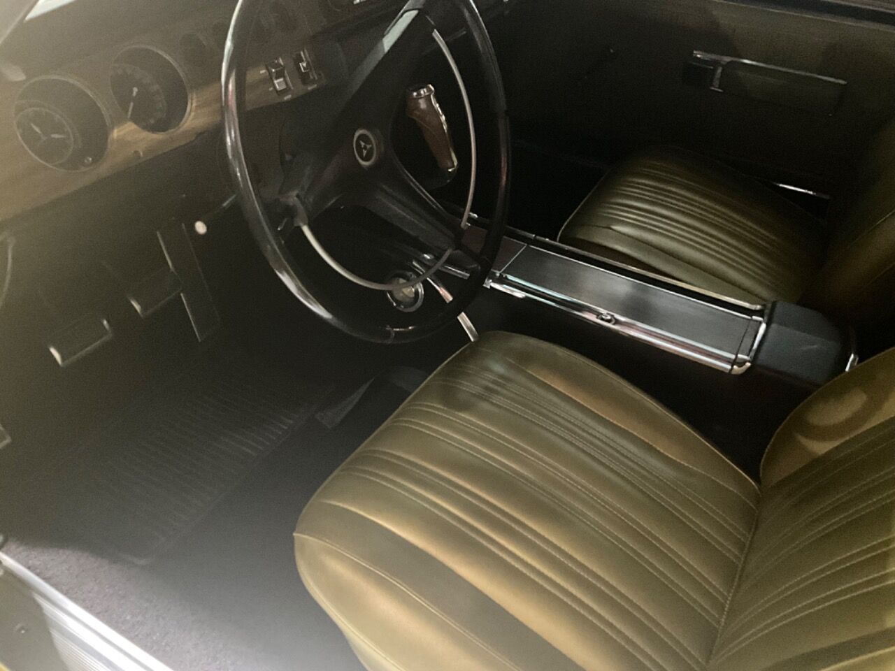 1970 Dodge Coronet 31