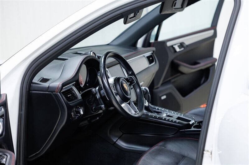 2018 Porsche Macan GTS