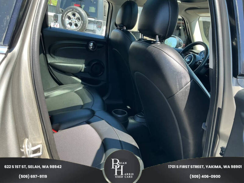 2017 MINI Hardtop 4 Door Cooper