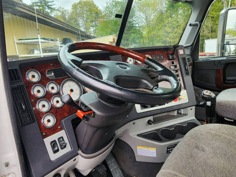2012 Freightliner CORONADO