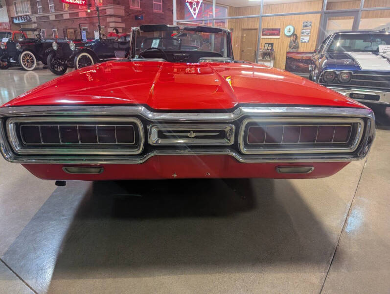 1965 Ford Thunderbird