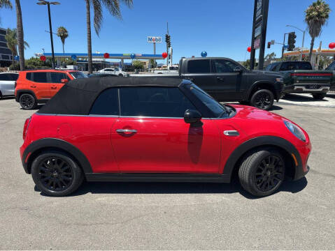 2019 MINI Convertible Cooper