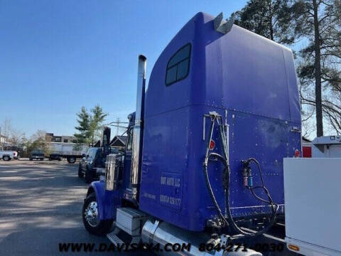 2000 Freightliner Conventional XL