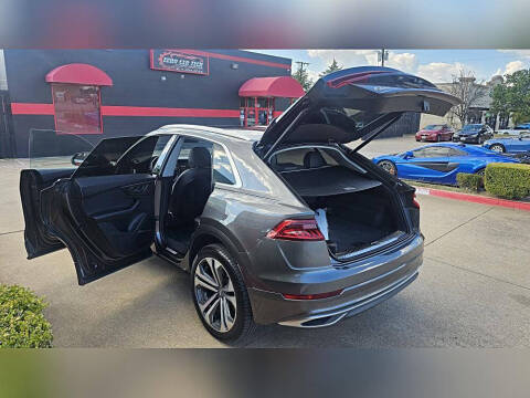 2019 Audi Q8 quattro Premium Plus 55 TFSI