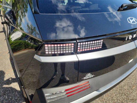 2025 Hyundai Ioniq 5 SE