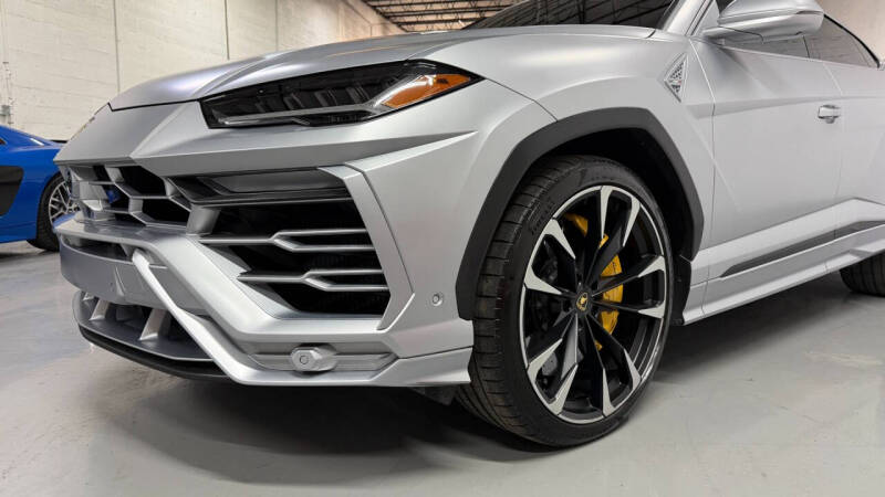 2022 Lamborghini Urus