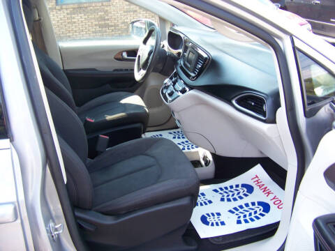 2017 Chrysler Pacifica Touring