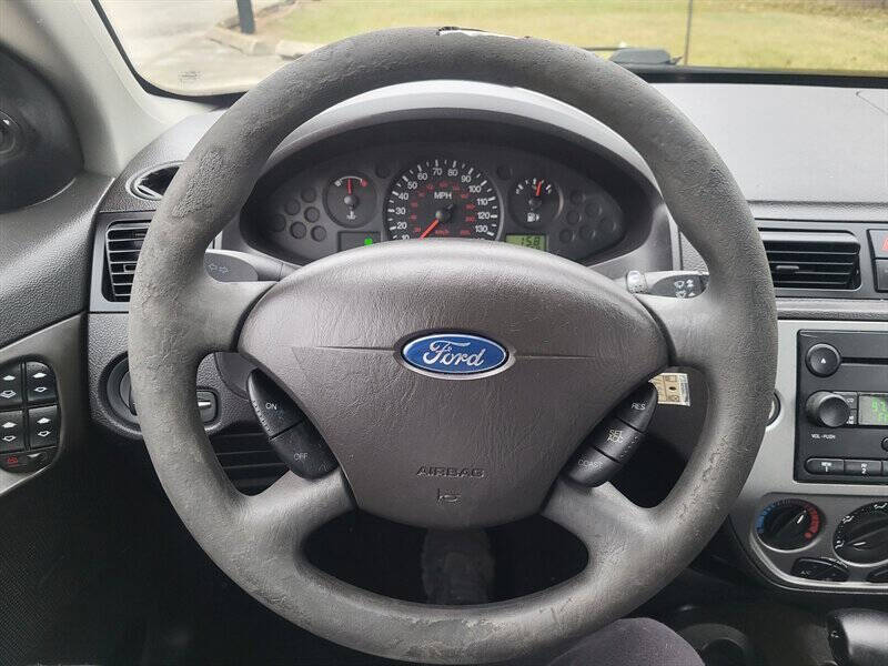 2007 Ford Focus ZX5 S