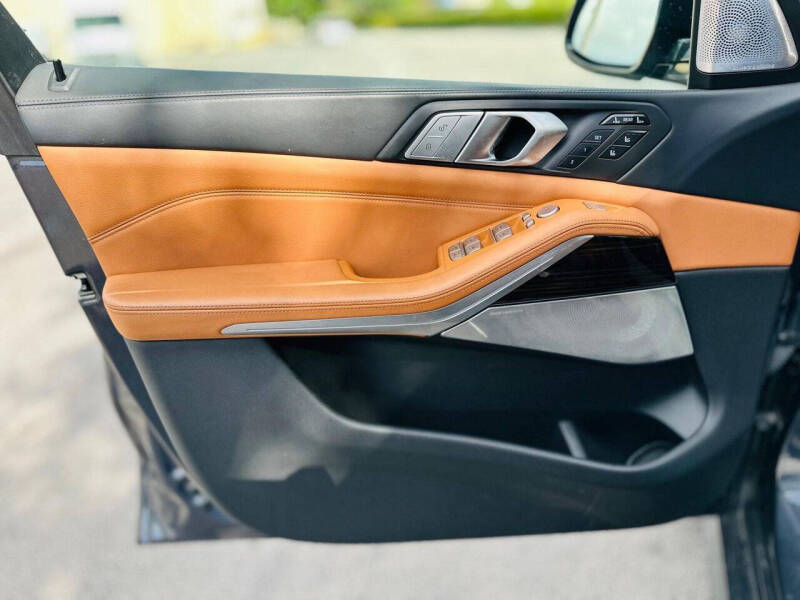 2019 BMW X7 xDrive50i