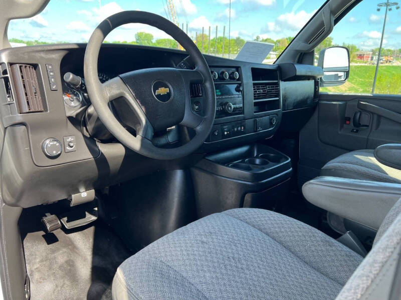 2019 Chevrolet Express 2500