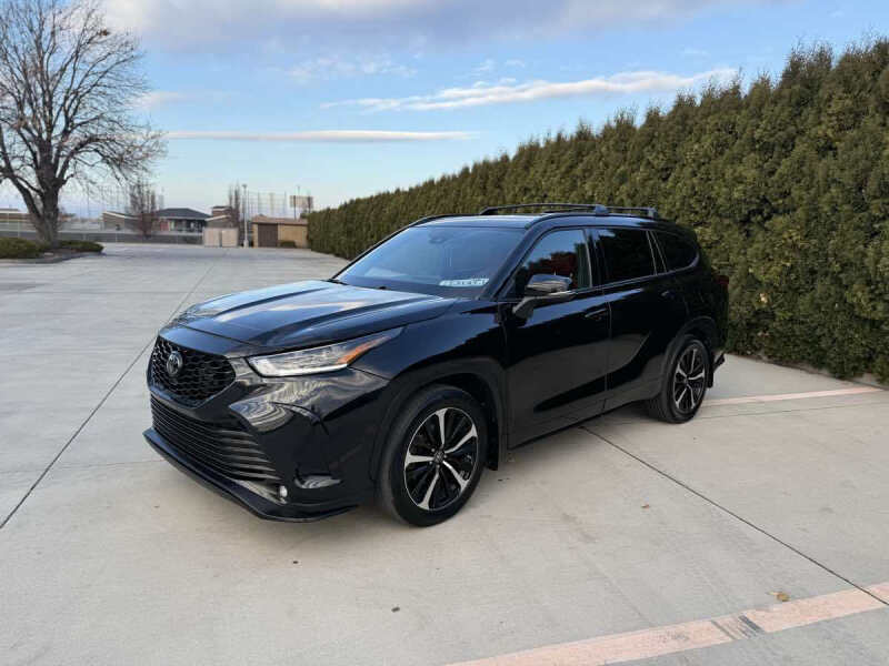 2022 Toyota Highlander XSE