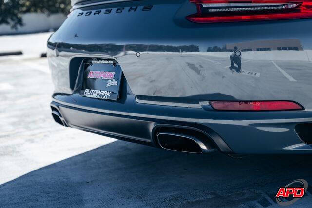 2017 Porsche 911 Carrera