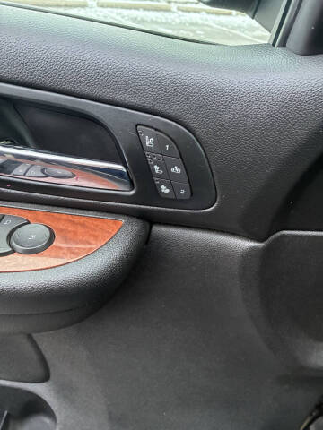 2009 Chevrolet Suburban LTZ