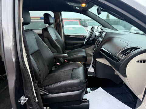 2019 Dodge Grand Caravan SXT 35th Anniversary Edition