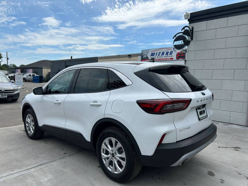 2024 Ford Escape Active
