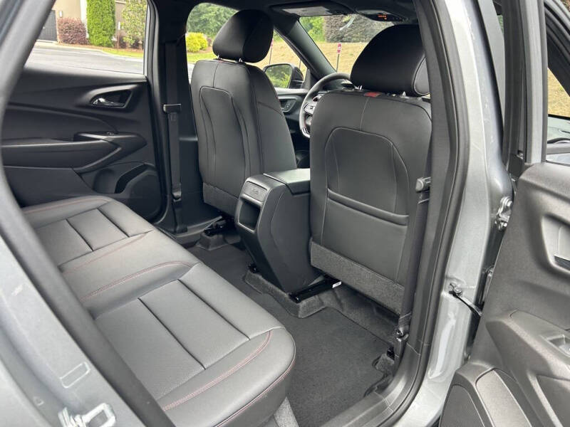 2025 Chevrolet Trax RS