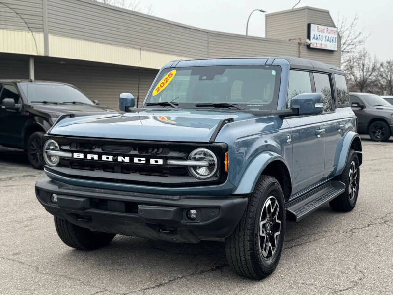 2025 Ford Bronco 4-Door Outer Banks's photo