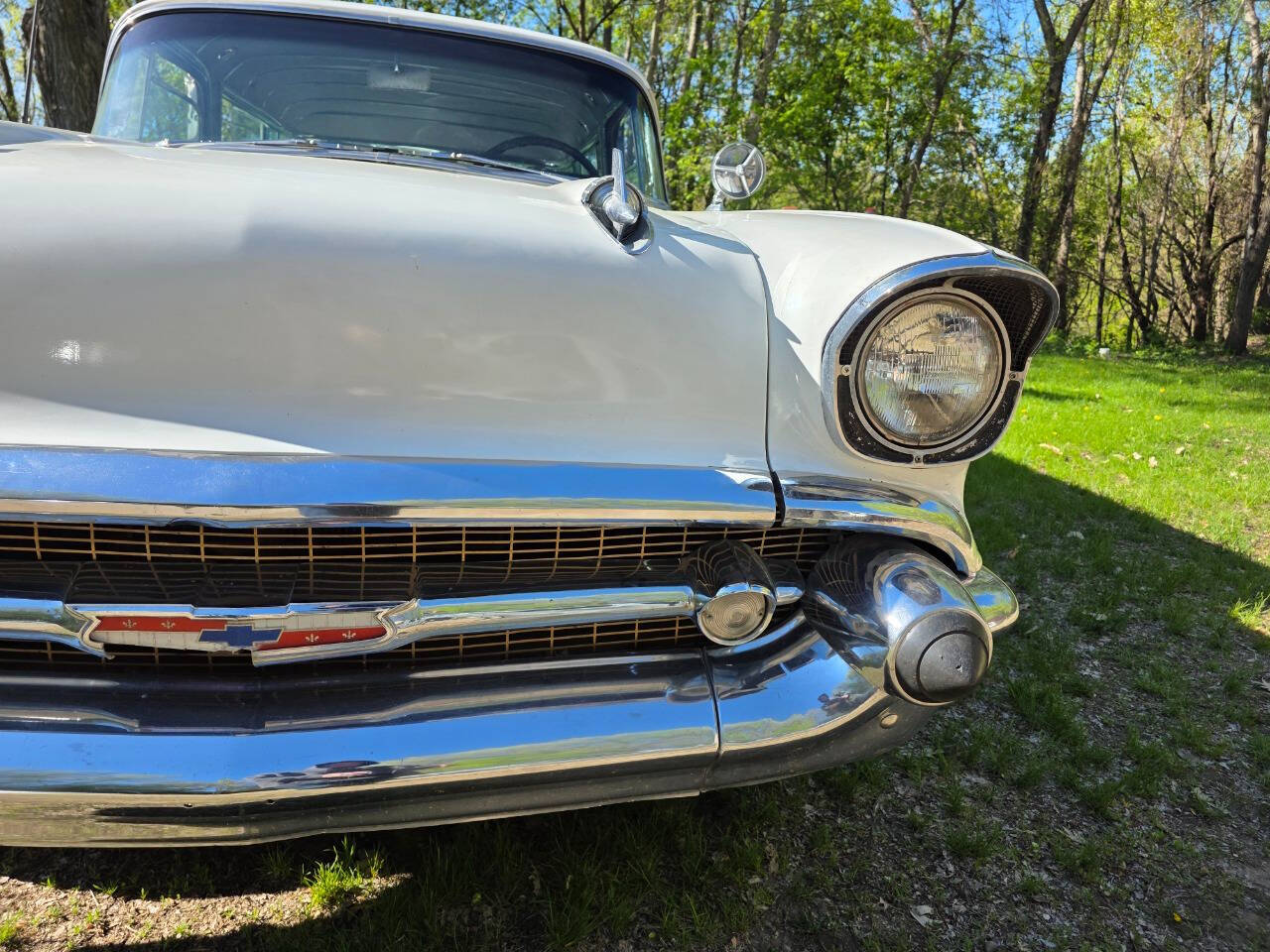 1957 Chevrolet Nomad 21