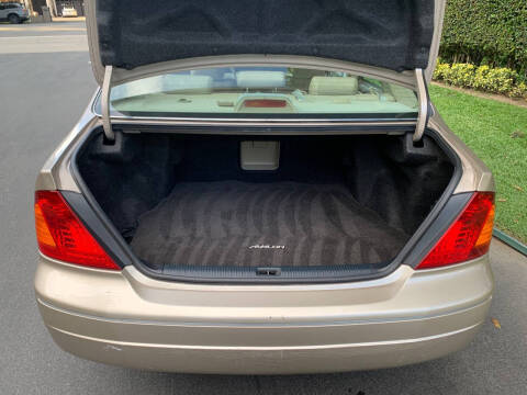 2000 Toyota Avalon XLS