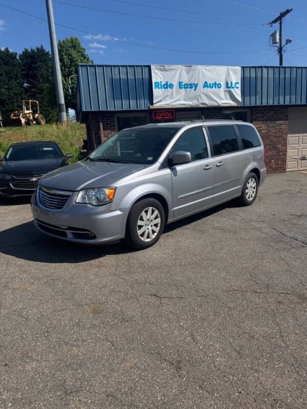 2015 Chrysler Town and Country Touring