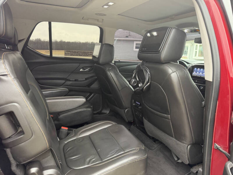 2021 Chevrolet Traverse LT Leather