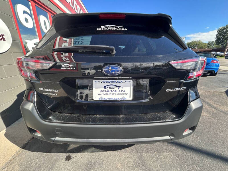 2024 Subaru Outback Premium