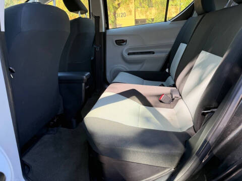 2014 Toyota Prius c Three