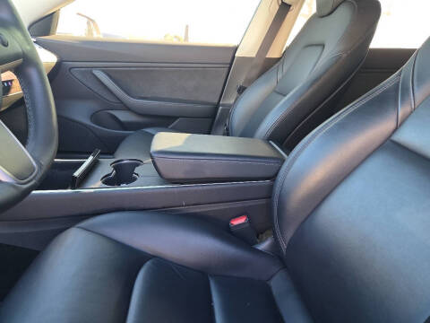 2019 Tesla Model 3 Standard Range