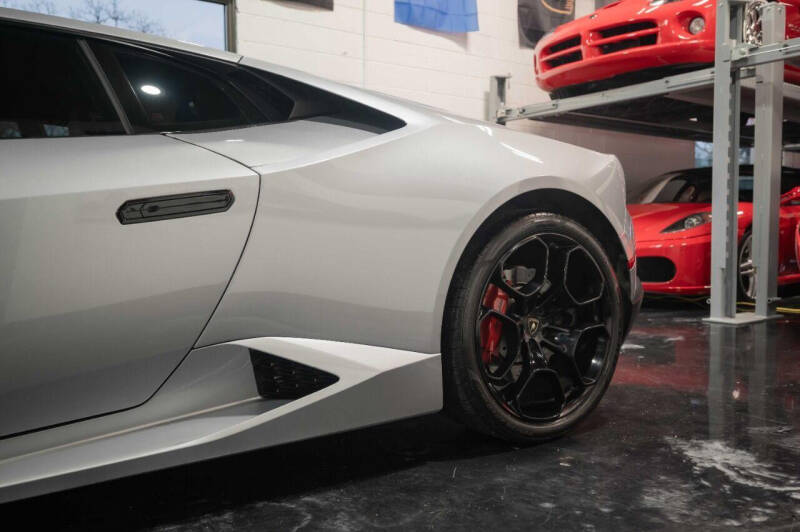 2017 Lamborghini Huracan LP 580-2