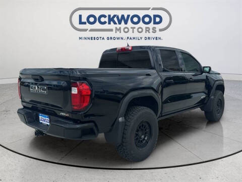 2024 GMC Canyon AT4