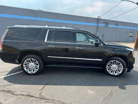 2015 Cadillac Escalade ESV Platinum