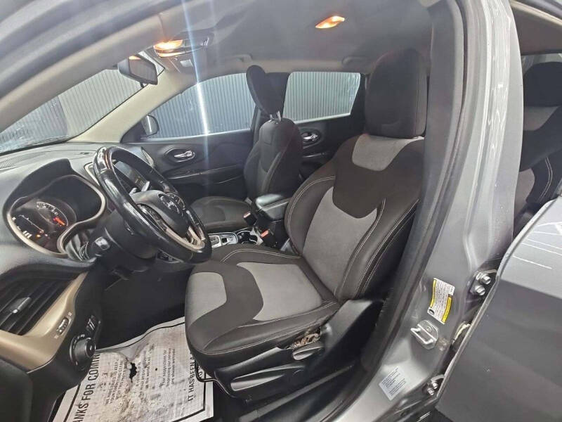 2017 Jeep Cherokee Latitude