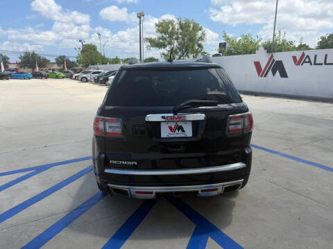2016 GMC Acadia Denali