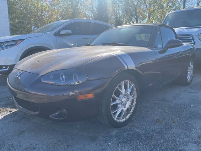 2004 Mazda MX-5 Miata