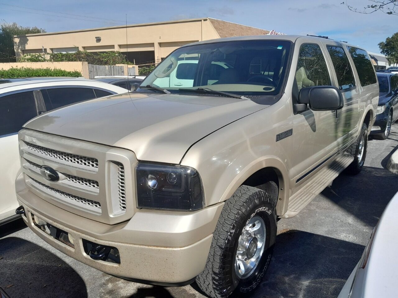 2005 Ford Excursion $7950