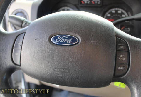 2014 Ford E-Series E-450 SD