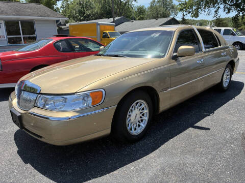 1998 Lincoln Town Car Signature