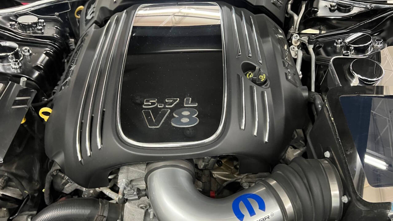 2013 Dodge Challenger 37