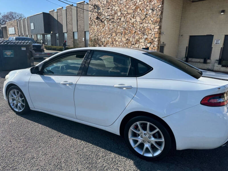 2013 Dodge Dart SXT photo 9