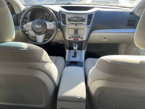 2011 Subaru Outback 2.5i Premium