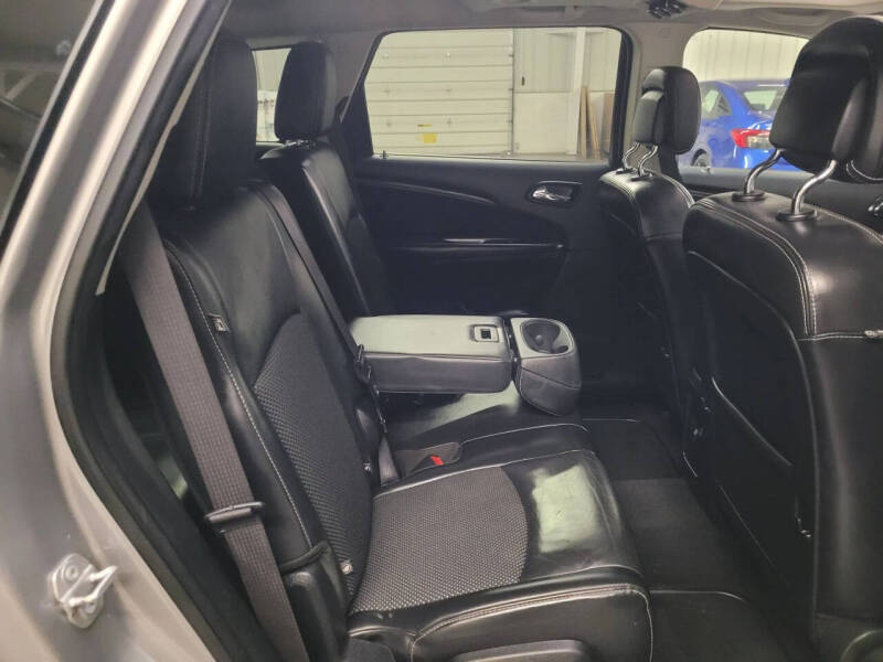 2020 Dodge Journey Crossroad