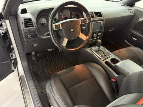 2008 Dodge Challenger SRT8