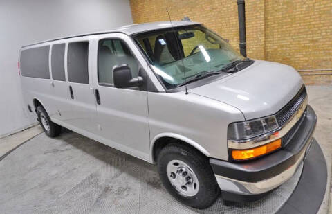2017 Chevrolet Express LT 3500