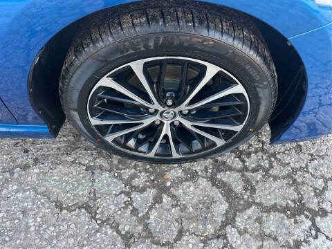 2019 Toyota Camry SE